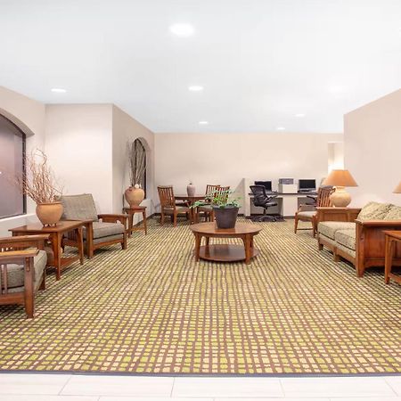 Cash Rewards Inn & Suites Roswell Bagian luar foto